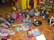 Návštěva školáků ve školce